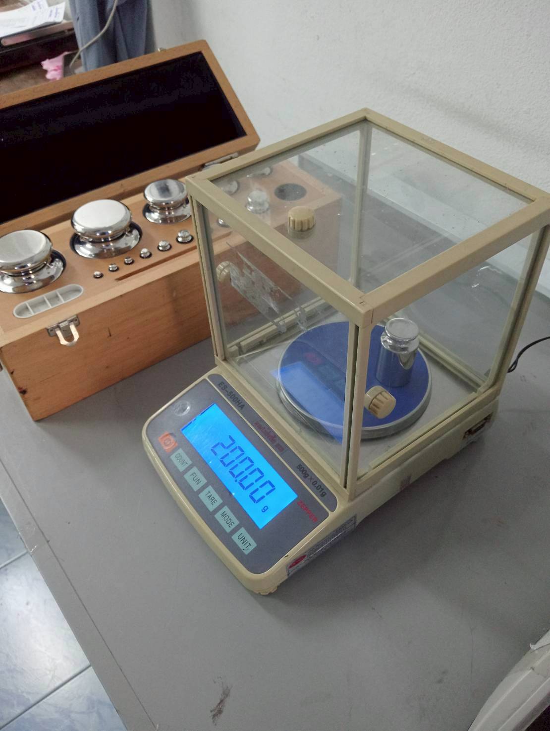 เครื่องชั่งความละเอียดสูง